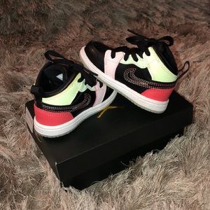 Jordan 1 mid se